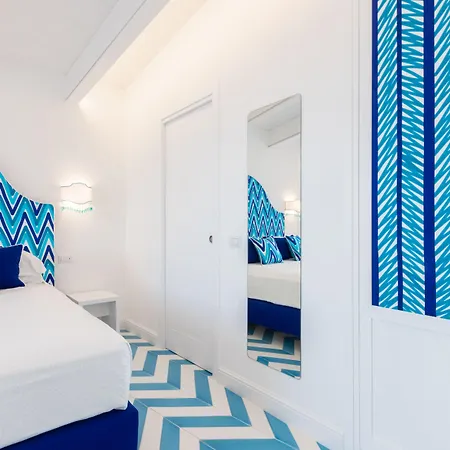 Veronica Luxury In Amalfi Coast 4* 皮雅诺迪索伦托