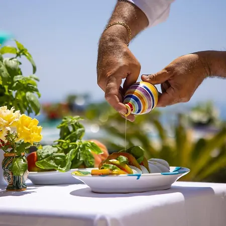 Veronica Luxury In Amalfi Coast *