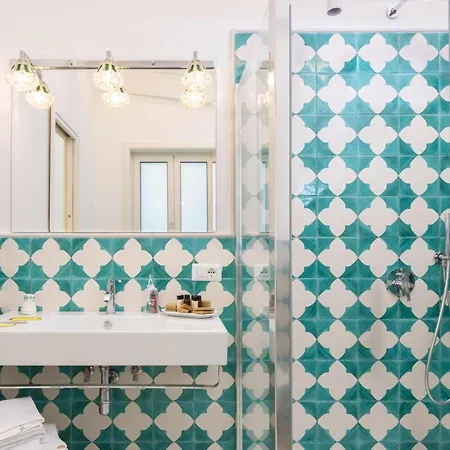 Veronica Luxury In Amalfi Coast